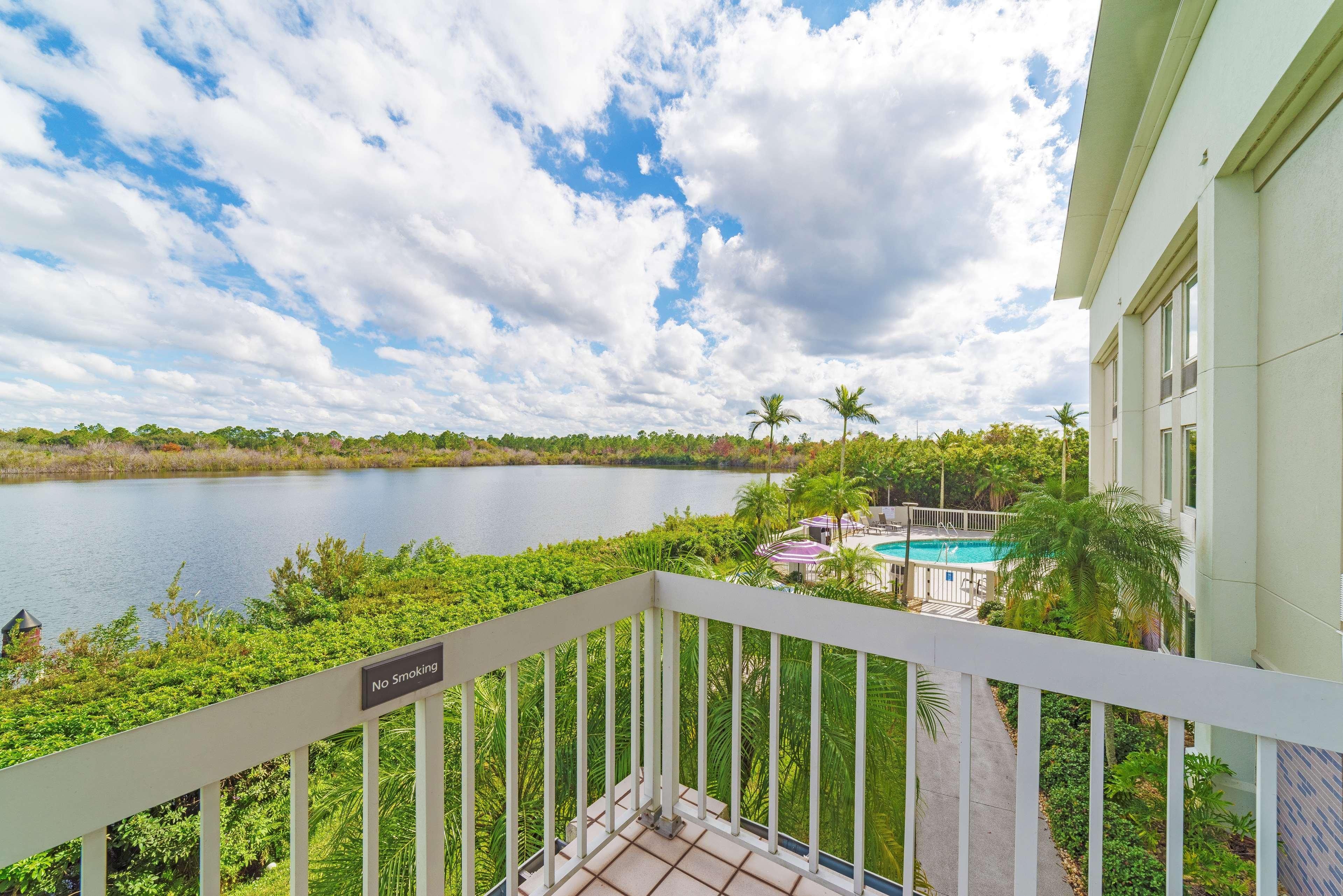 Hampton Inn Port Charlotte Exteriör bild