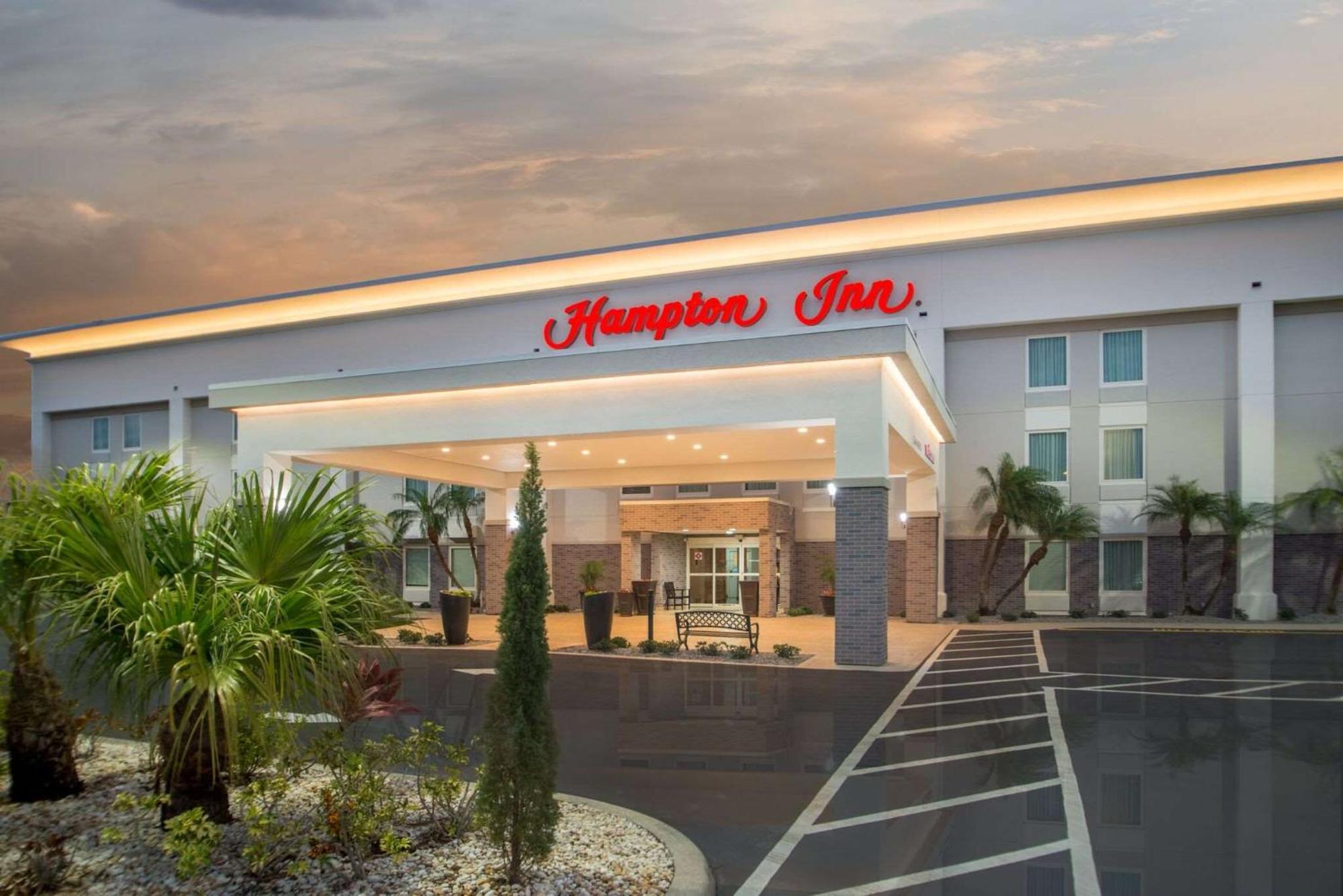 Hampton Inn Port Charlotte Exteriör bild