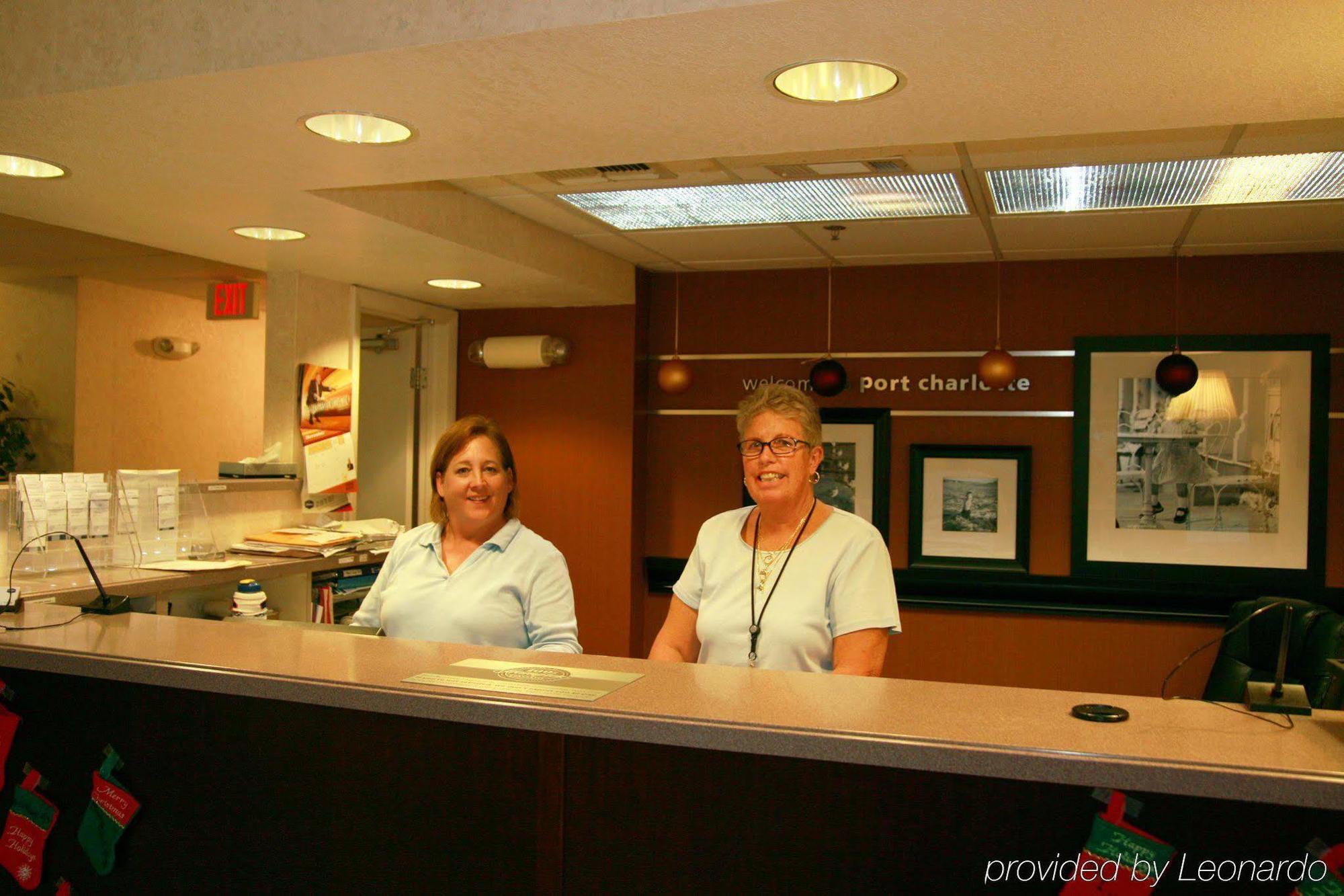Hampton Inn Port Charlotte Inreriör bild